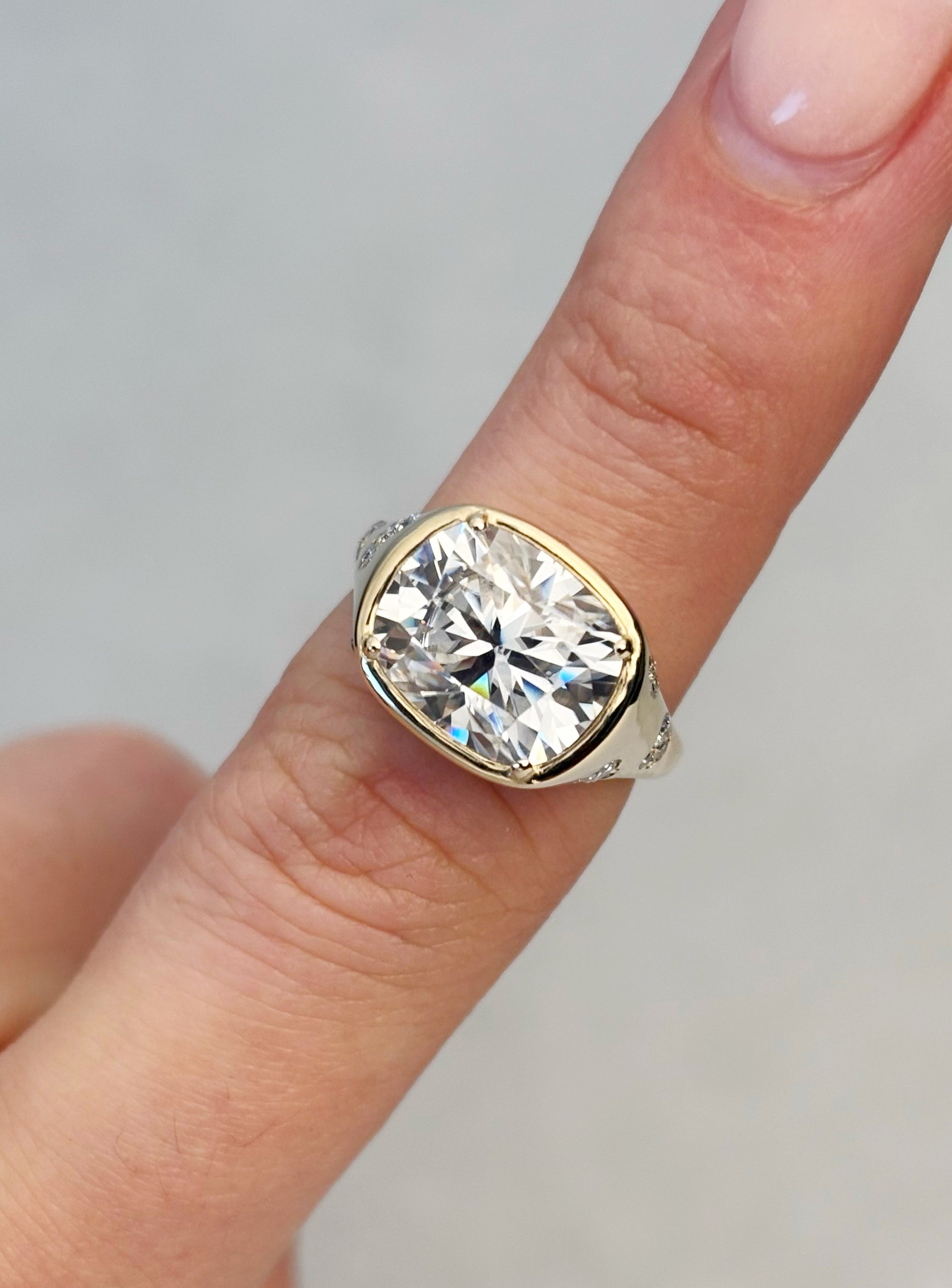 Pave Cushion Ring