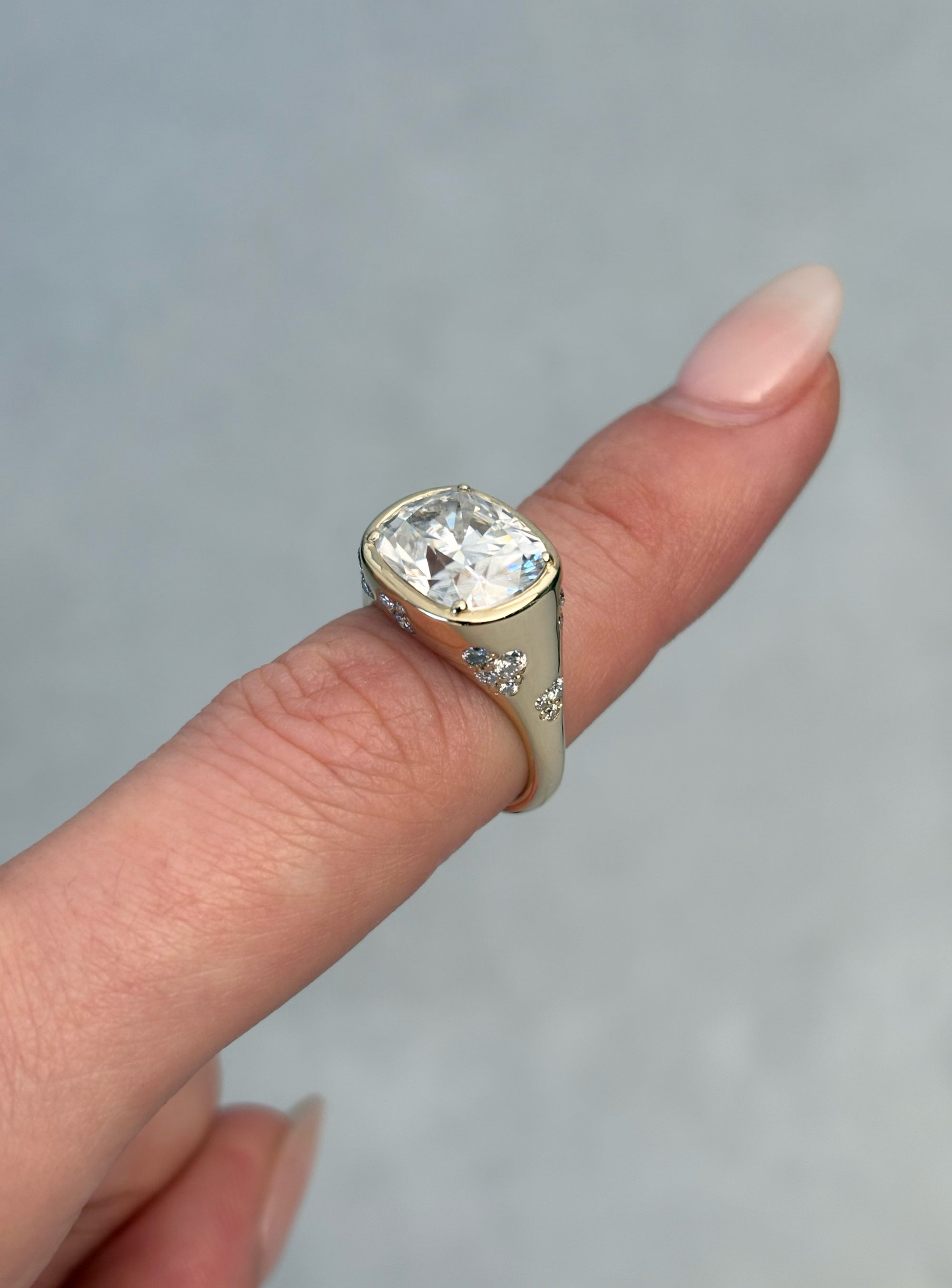 Pave Cushion Ring