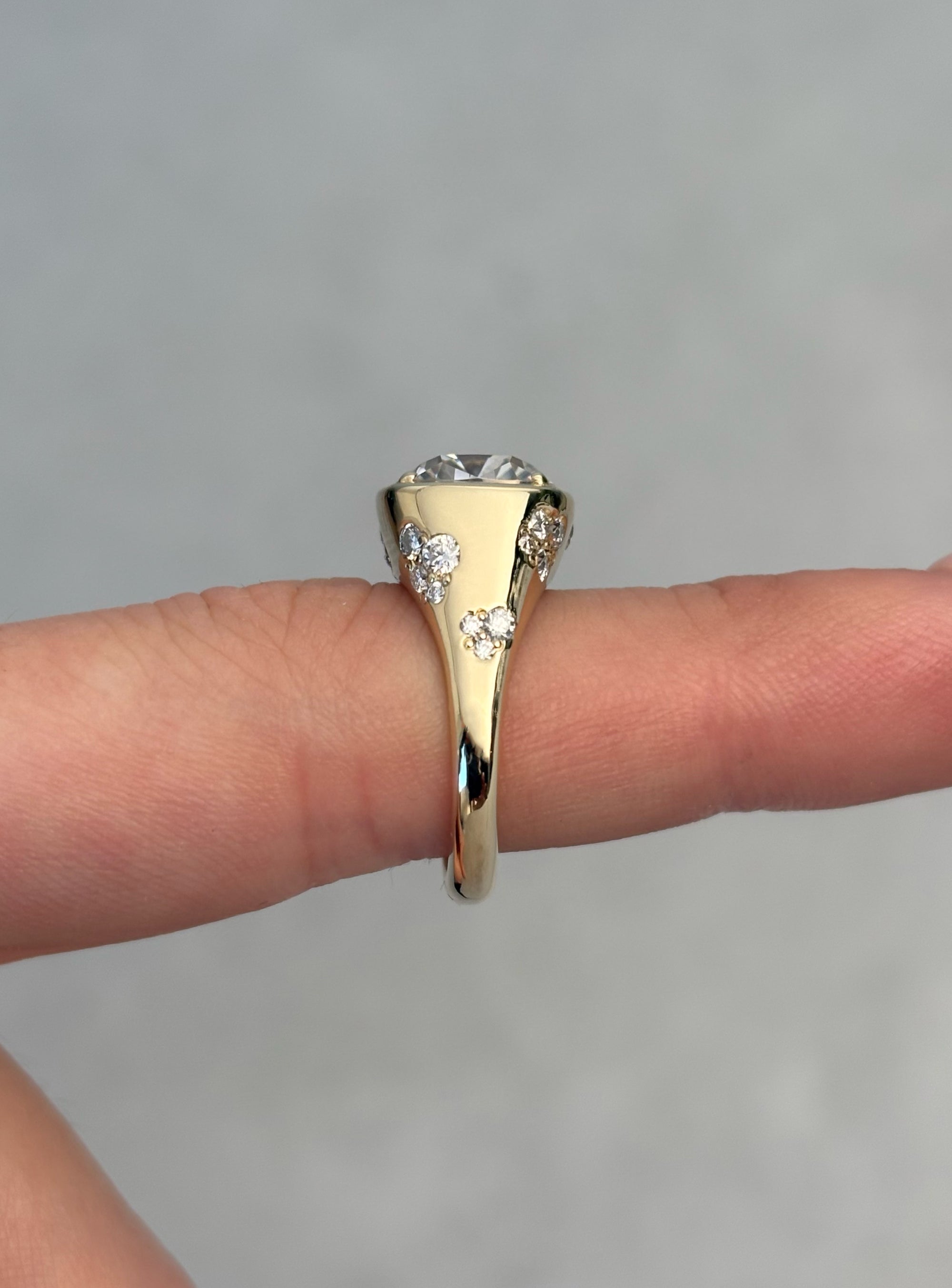 Pave Cushion Ring