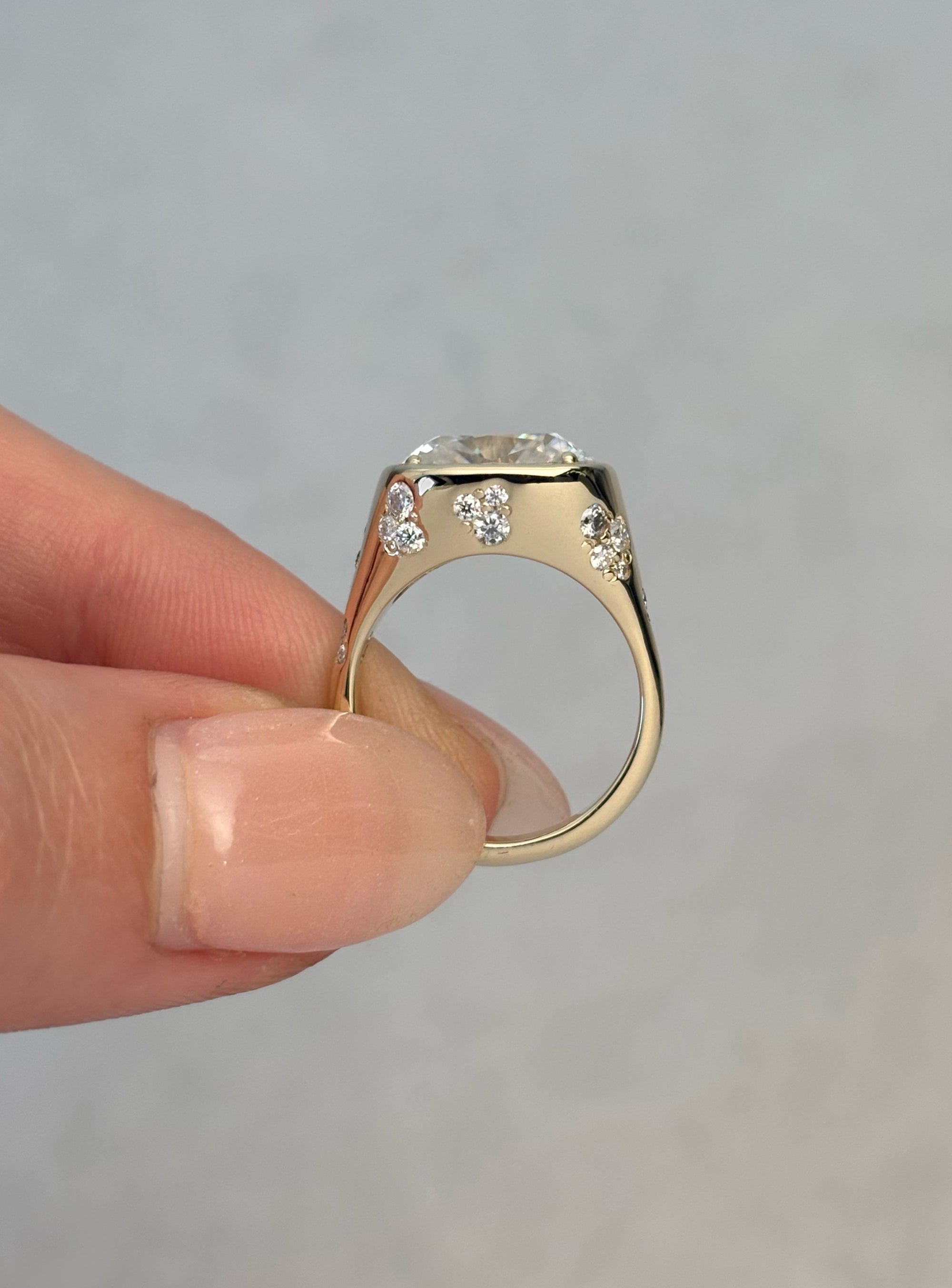 Pave Cushion Ring