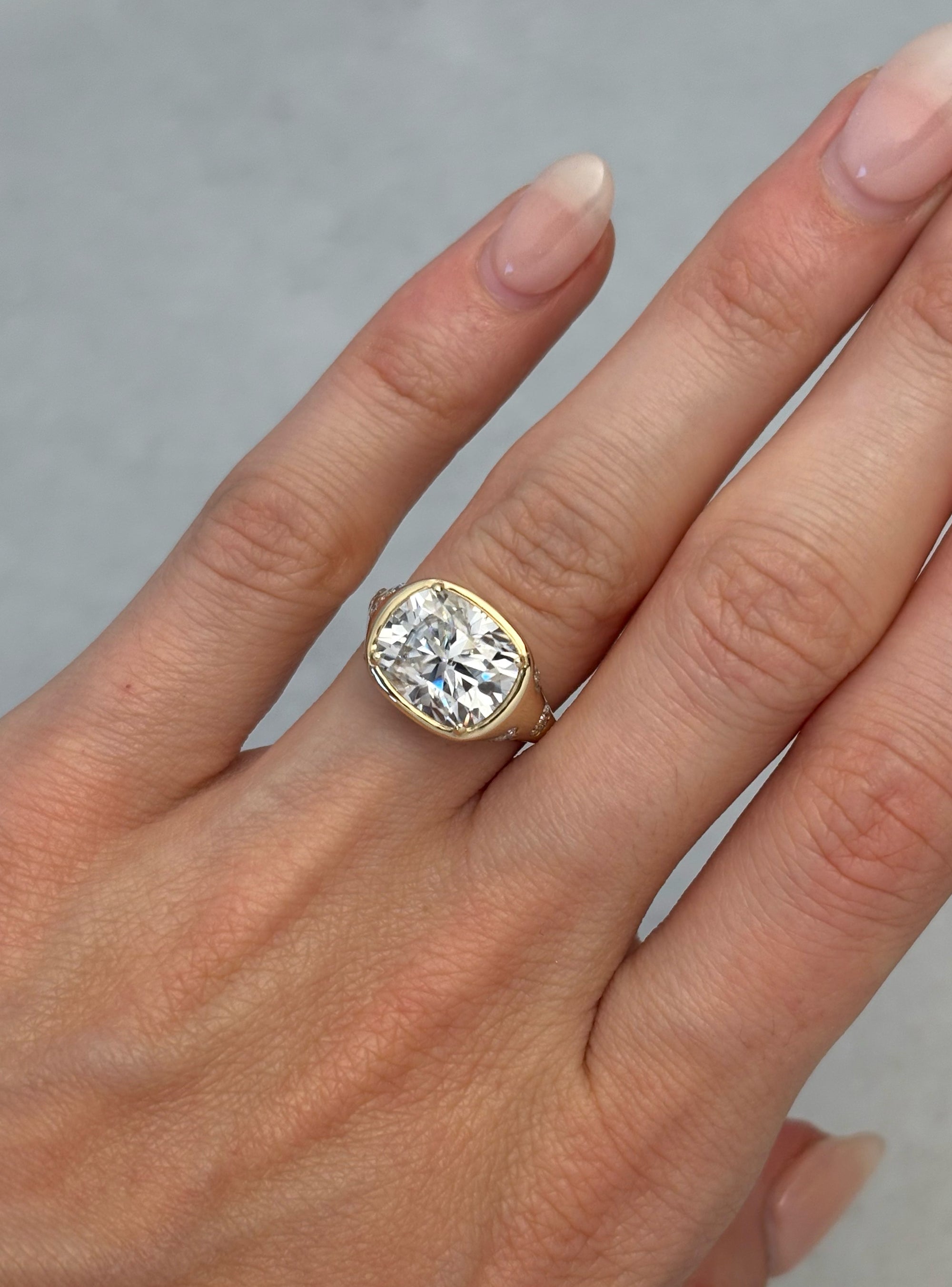 Pave Cushion Ring