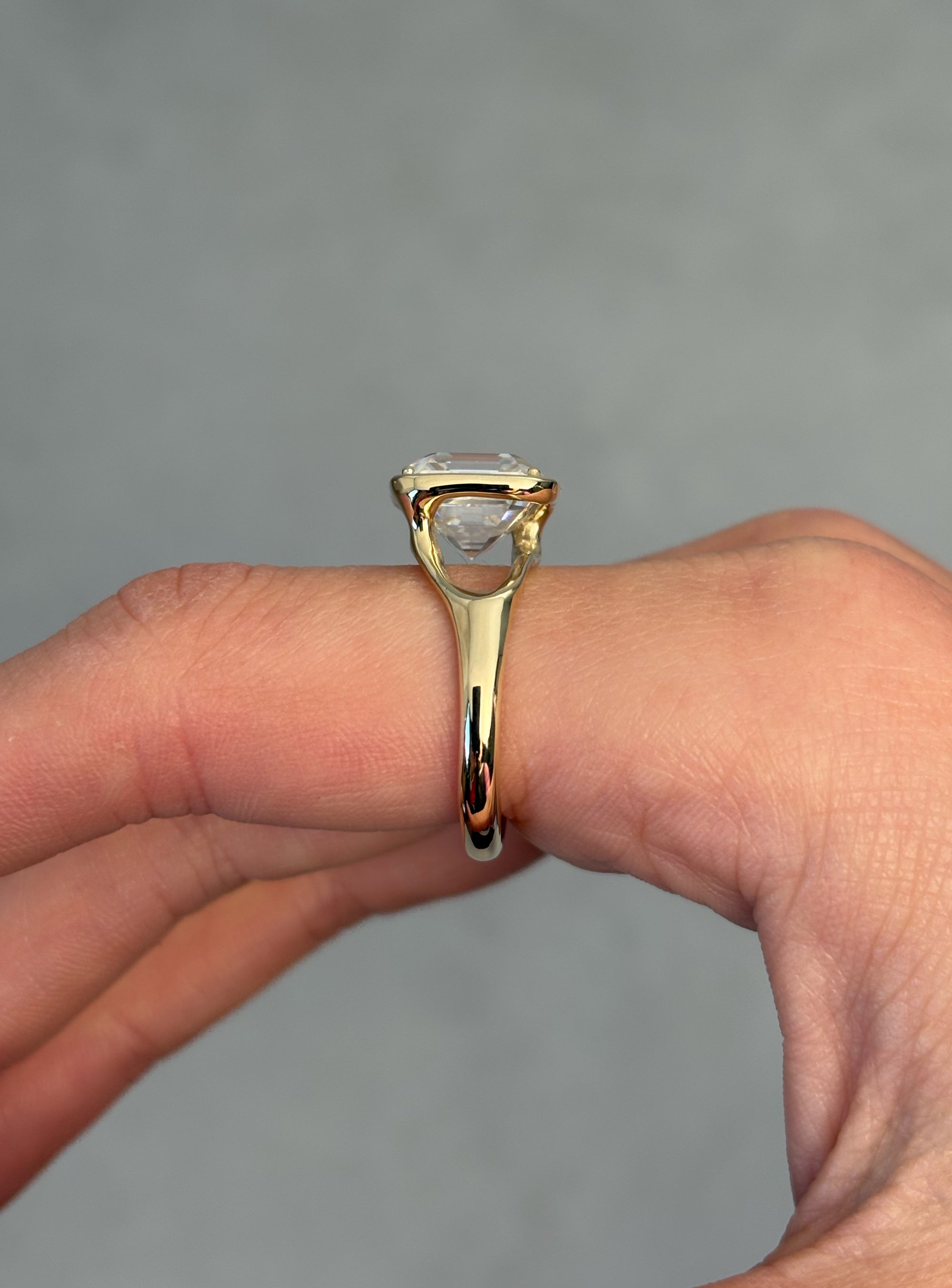 Square Open Air Ring