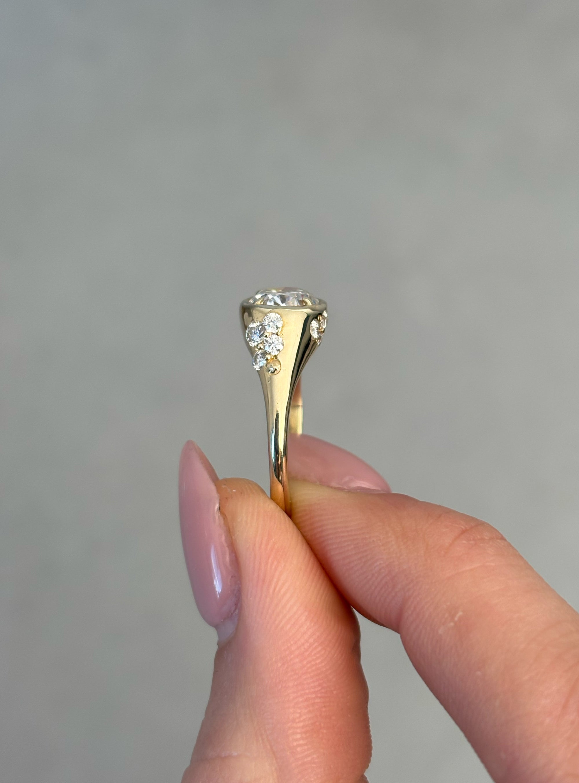 Oval Prong Ring