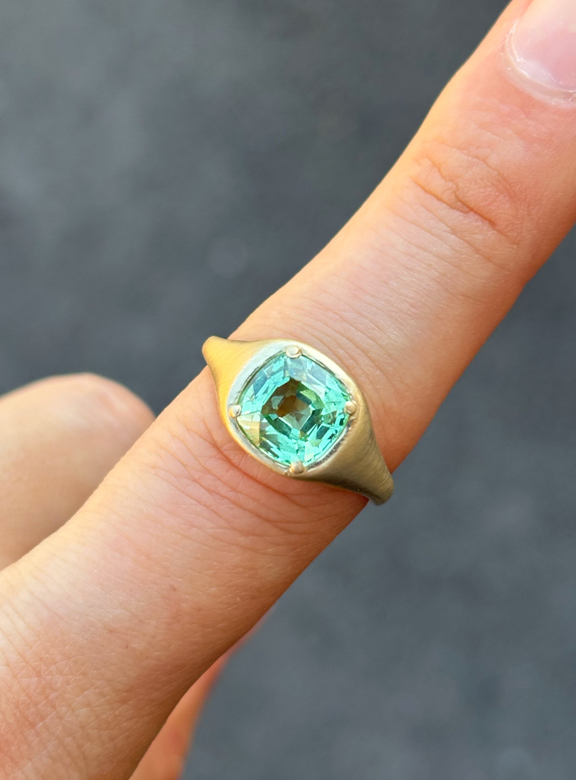 Brushed Green Signet