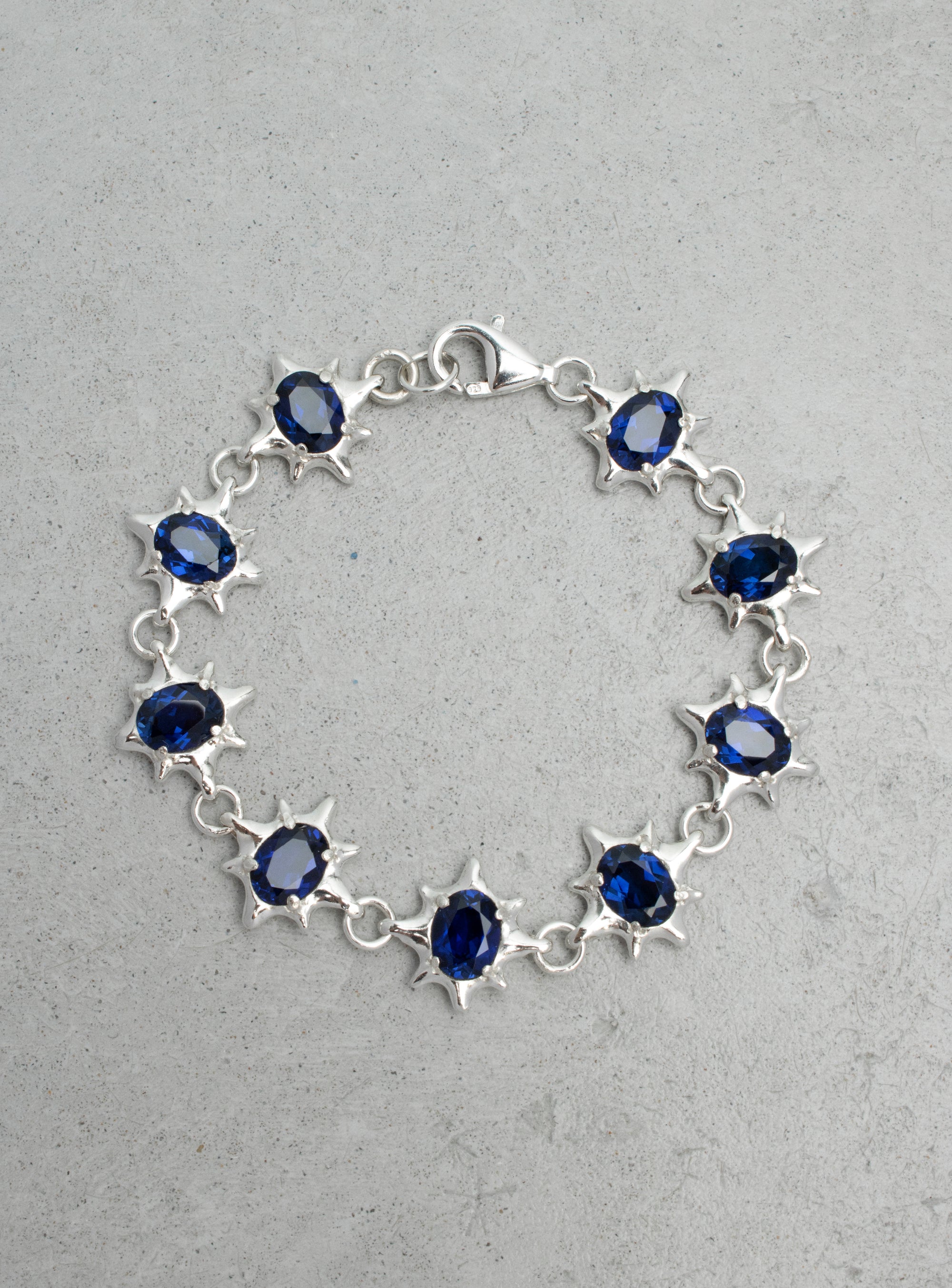 8 Point Gem Bracelet