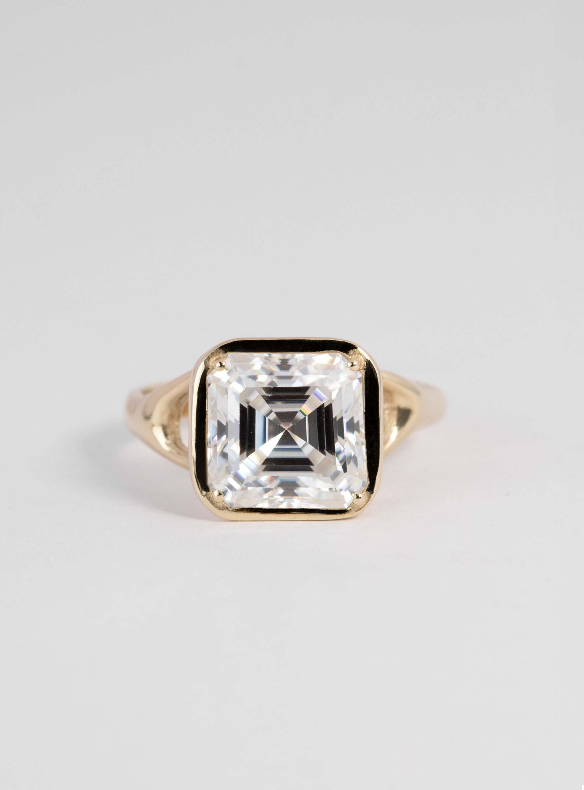 Square Open Air Ring